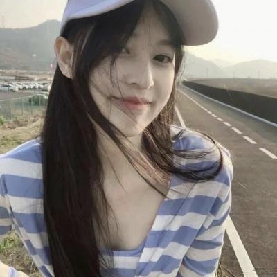 尾随封面